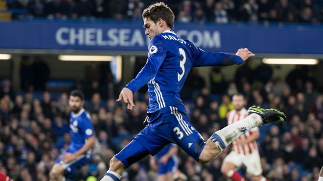 El Chelsea se muestra intratable, el Liverpool sigue su estela