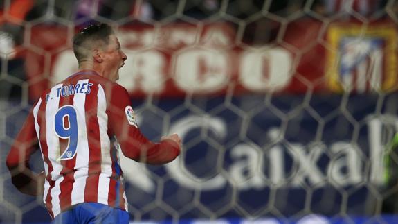 Torres celebra un gol.  