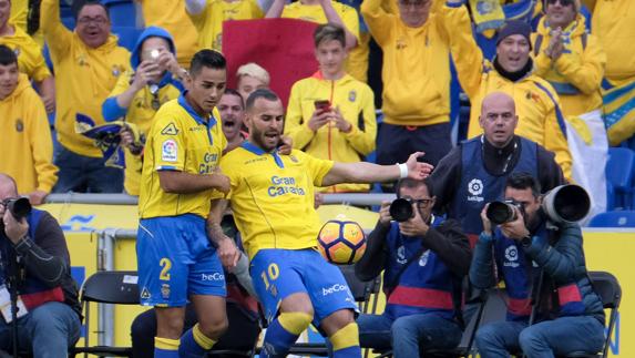 Jesé celebra uno de sus goles. 