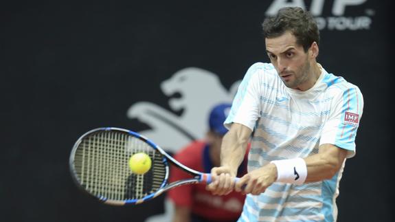 Albert Ramos, durante su partido ante Pablo Cuevas.