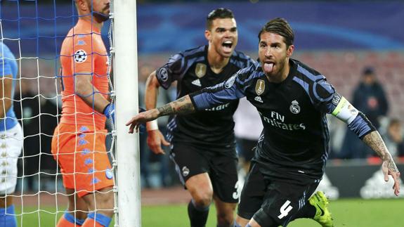 Ramos celebra su primer gol. 