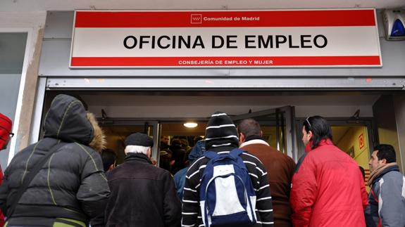 El Gobierno aplaza la prórroga del plan de activación para el empleo.