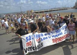 Vecinos de Los Urrutias vuelven a manifestarse por la regeneración del puerto