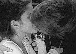 Justin Bieber y Selena Gomez son novios, lo confirma un familiar