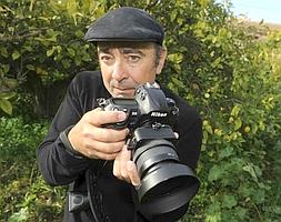 El fotógrafo murciano Joaquín Zamora. ::                             NACHO GARCÍA / AGM