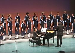 Los Chicos del Coro interpretando una de sus canciones, Foto: P. Sánchez/AGM