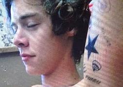 Harry Styles mostraba en Twitter sus otros tatuajes :: Fuente: @Harry_Styles