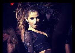 Selena Gómez en una escena de su nuevo videoclip. :: Instagram / Selena Gómez