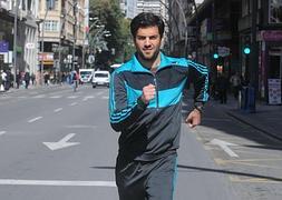 Miguel Ángel López, en la Gran Vía de Murcia, calle que el domingo será escenario del Nacional de marcha en ruta. :: Guillermo Carrión/AGM