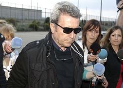 Ortega Cano a su llegada a la prisión de Zuera, Zaragoza. :: EFE