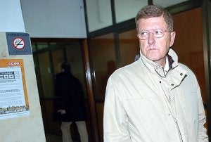 José Luis Cano durante su declaración ante el juez el 9 de diciembre de 2008. ::                             GUILLERMO CARRIÓN / AGM