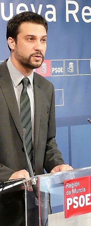 ¿El tapado? Joaquín López, portavoz de la ejecutiva regional. ::                             LV