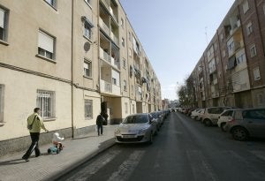 Tramo de la calle Enrique Martínez Muñoz de las llamadas Casas de Marina. ::
J.M.RODRÍGUEZ / AGM