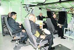 El jefe de la marina india conoce los S-80 en Navantia