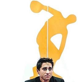 Juanma Molina anunciando su retirada. Foto: Vicente Vicéns/AGM