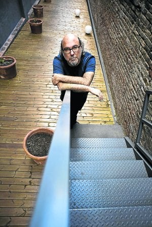 De anuncio.  «El 90% de la publicidad es espantosa». ::
V. GIMÉNEZ