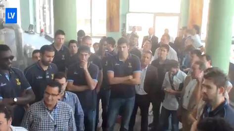 El equipo durante la visita a las instalaciones.