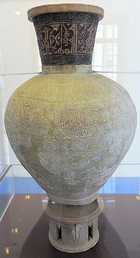 Tinaja del siglo XIII. 