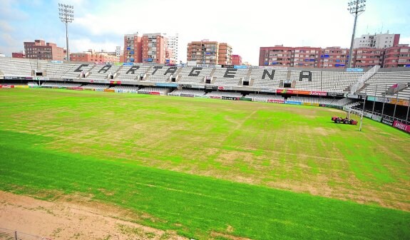 Estado del terreno de juego en julio de 2010, tras el 'casi' ascenso a Primera