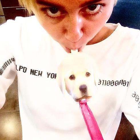 La cantante Miley Cyrus en fotografías de su cuenta de Instagram