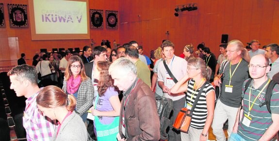 Participantes en el V Congreso Internacional de Arqueología Subacuática, en el Paraninfo de la UPCT.