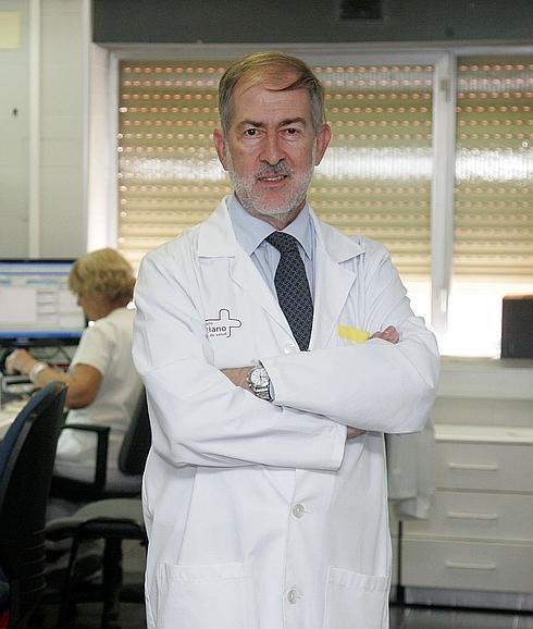 El doctor Manuel Segovia, jefe de la Unidad de Medicina Tropical del Hospital Virgen de la Arrixaca. 
