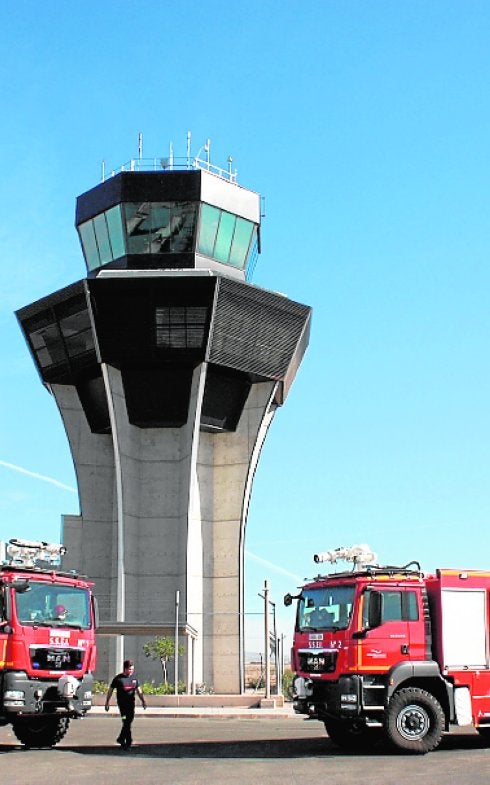 Torre de control de Corvera. :: LV