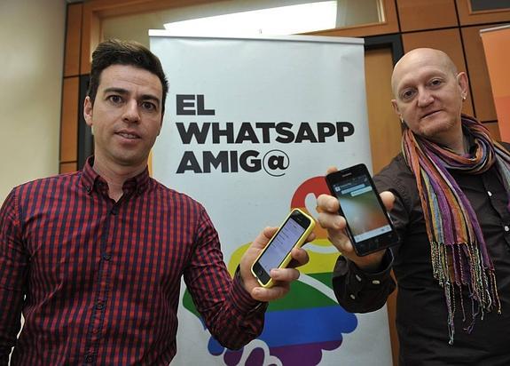 Francisco Sánchez y Jesús Costa animan a utilizar el sistema. 