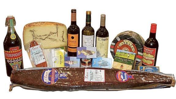 Tradición. Una opción más que interesante llega de la mano de El Vinagrillo, una pequeña tienda donde la globalización gastronómica cobra sentido a través de sabores tradicionales ligados al mar, pero también a los mejores quesos del mundo y buenos vinos, uno de ellos personalizado bajo el nombre de Edulis. Donde comprarlo: El Vinagrillo, Calle Canales, nº 20 