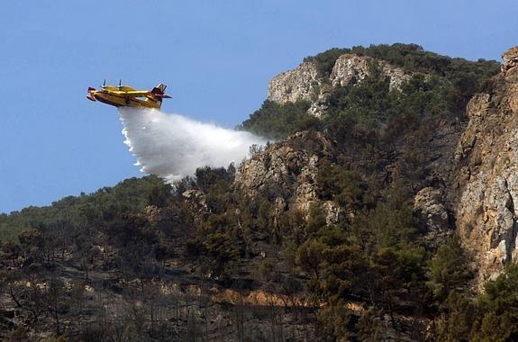 Un hidroavión en La Muela en junio de 2012. 