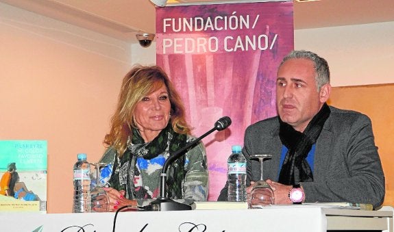 Pilar Eyre y Antonio Botías, el jueves, en Blanca. 