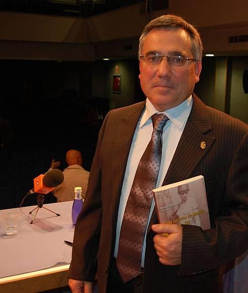El cronista oficial, Ricardo Montes, premiado por sus investigaciones en la Región