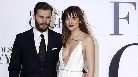 Jamie Dornan y Dakota Johnson en el estreno de '50 sombras de Grey' en Londres