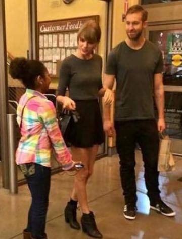 Calvin Harris y Taylor Swift pillados juntos en Nashville. 