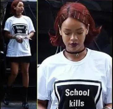Rihanna con la polémica camiseta. 