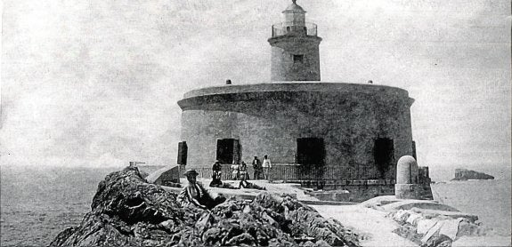 De naufragios y faros