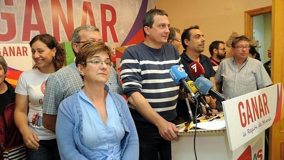 Rueda de prensa de Ganar la Región tras los resultados electorales. En el centro, José Antonio Pujante. 