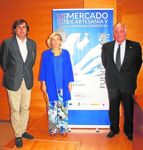 Hernández, de COEC; la consejera Cachá y Eugenio Buendía. 