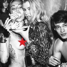 Miley Cyrus, desnuda y porno junto a Stella Maxwell en W Magazine ...