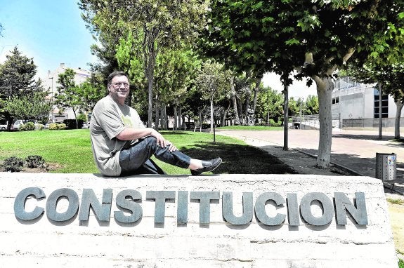 Joaquín Sánchez, en el Parque de la Constitución de Las Torres de Cotillas. 