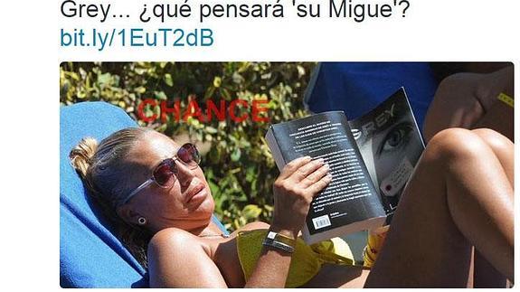 Belén Esteban, pillada leyendo un libro, ¿o no?