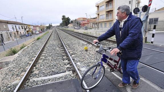 Paso a nivel de Los Garres. 