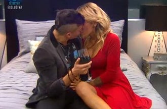 Paula, de Gran Hermano 15, sigue repartiendo amor en Mexico