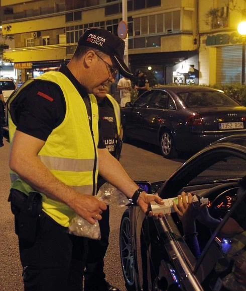 ONTROL DE LA POLICIA LOCAL DE ALCOHOLEMIA