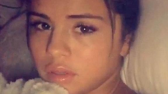 Selena Gomez sube un vídeo privado en la cama a Instagram y lo borra