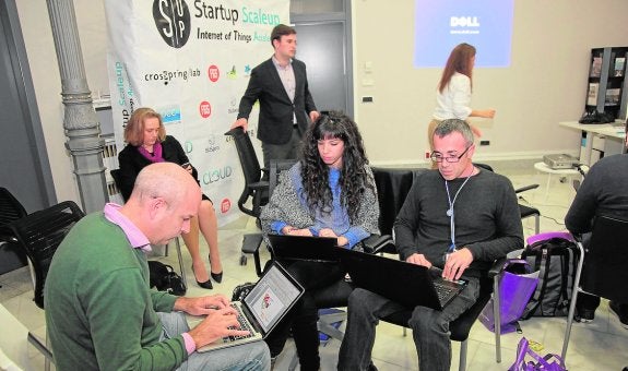 Miembros de Cloud Incubator, durante el encuentro de tecnólogos en Madrid. :: lv
