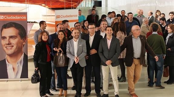 Participantes en el acto de Ciudadanos en Cartagena. 