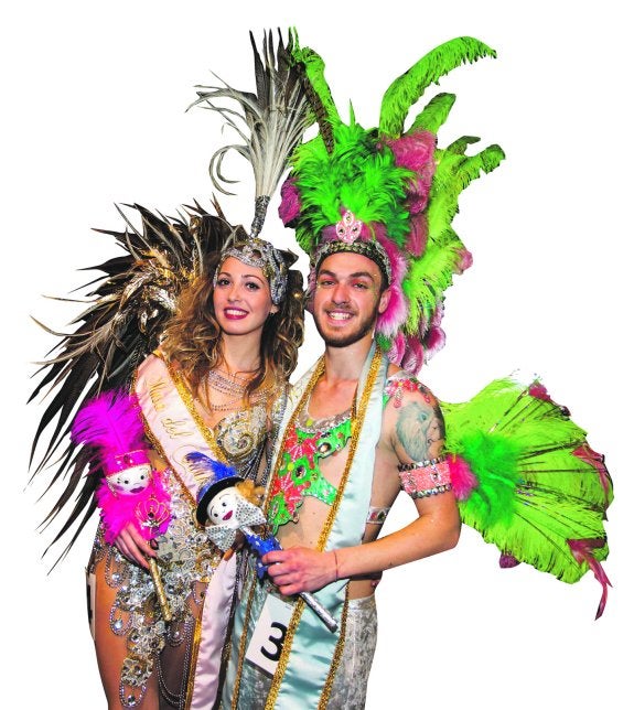 Miriam y Salvador, los Musos del Carnaval de Cabezo de Torres, tras la gala de elección, celebrada el sábado. 