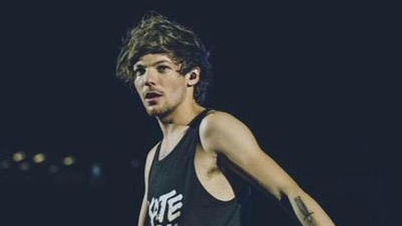 Louis Tomlinson, de One Direction, revela un secreto sobre su hijo