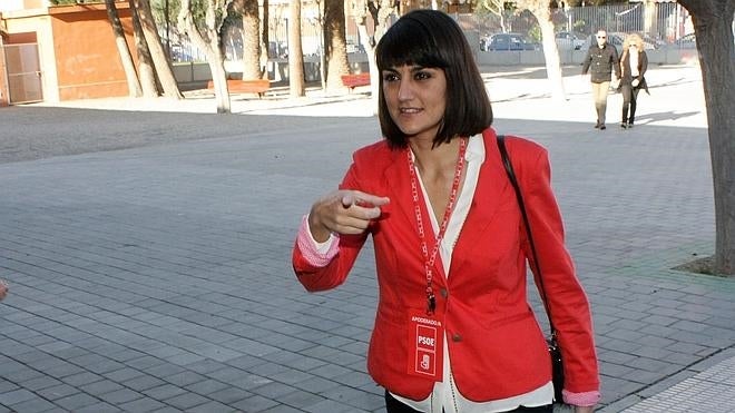 Podemos Zaragoza sitúa a González Veracruz como futura ministra de Fomento